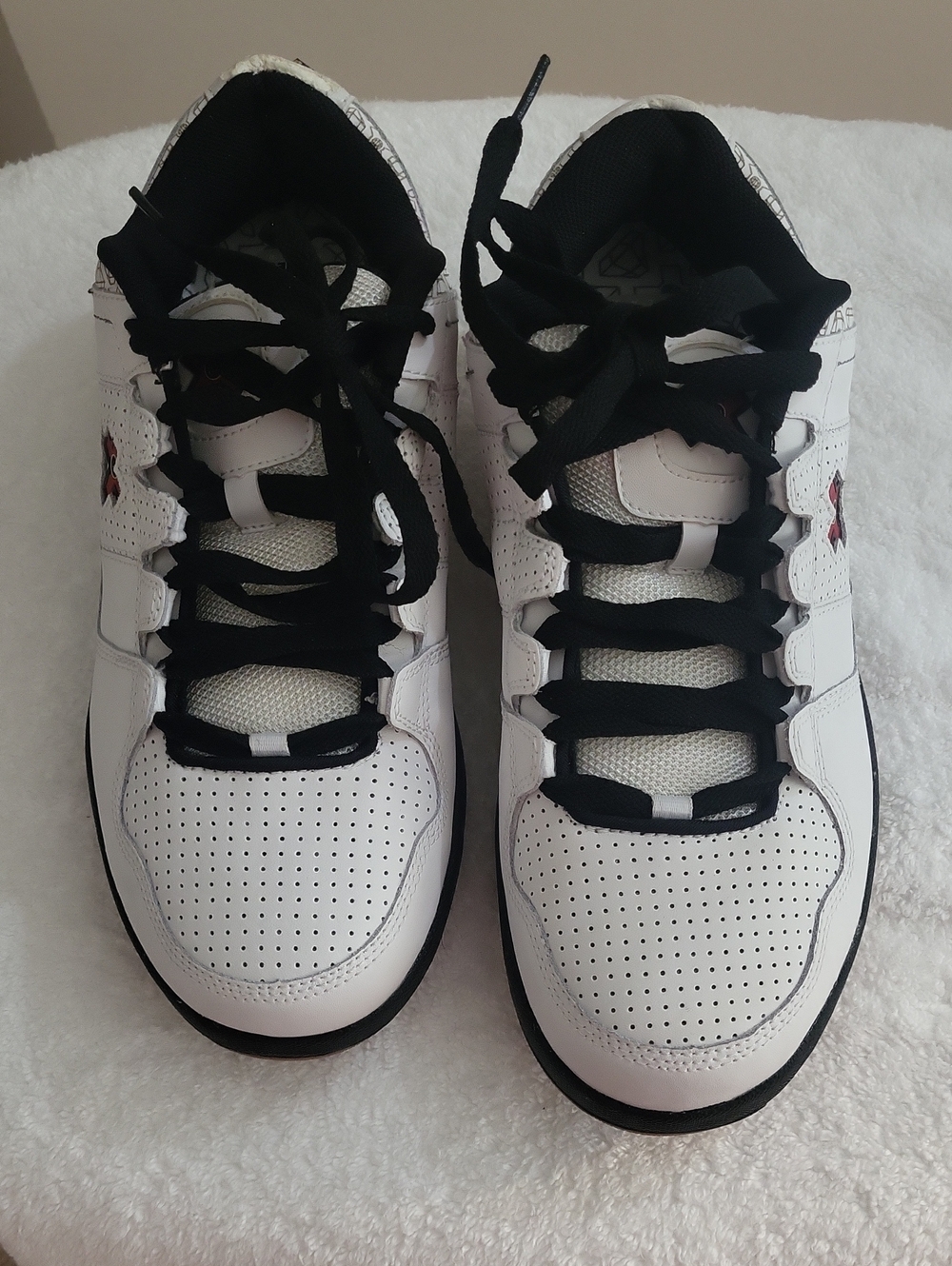 Games skateboard gym shoes size 9 5 nens peeling back by heel